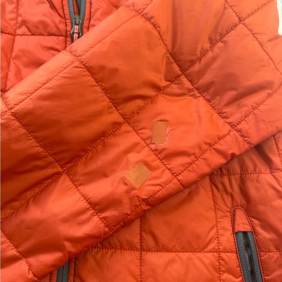 LL Bean size Medium Orange puffer zip jacket primaloft fill ultralight - Picture 7 of 9